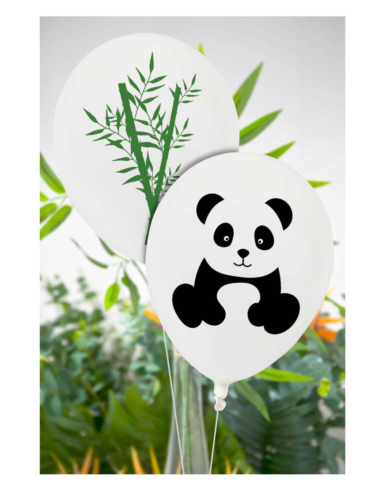 Gros plan sur les motifs panda et bambou des ballons en latex panda pour décoration anniversaire