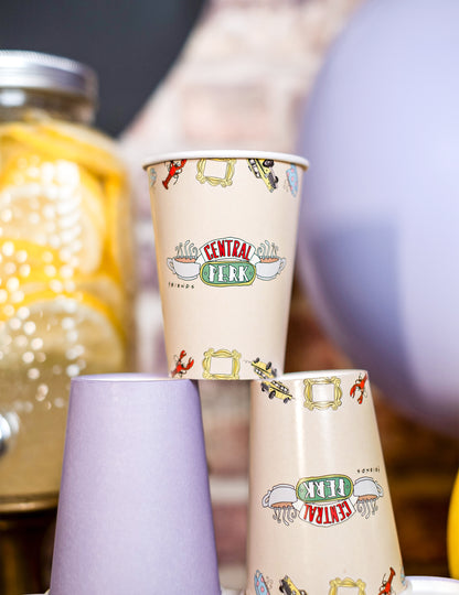 Pahare de carton 8 Friends™ de 210 ml