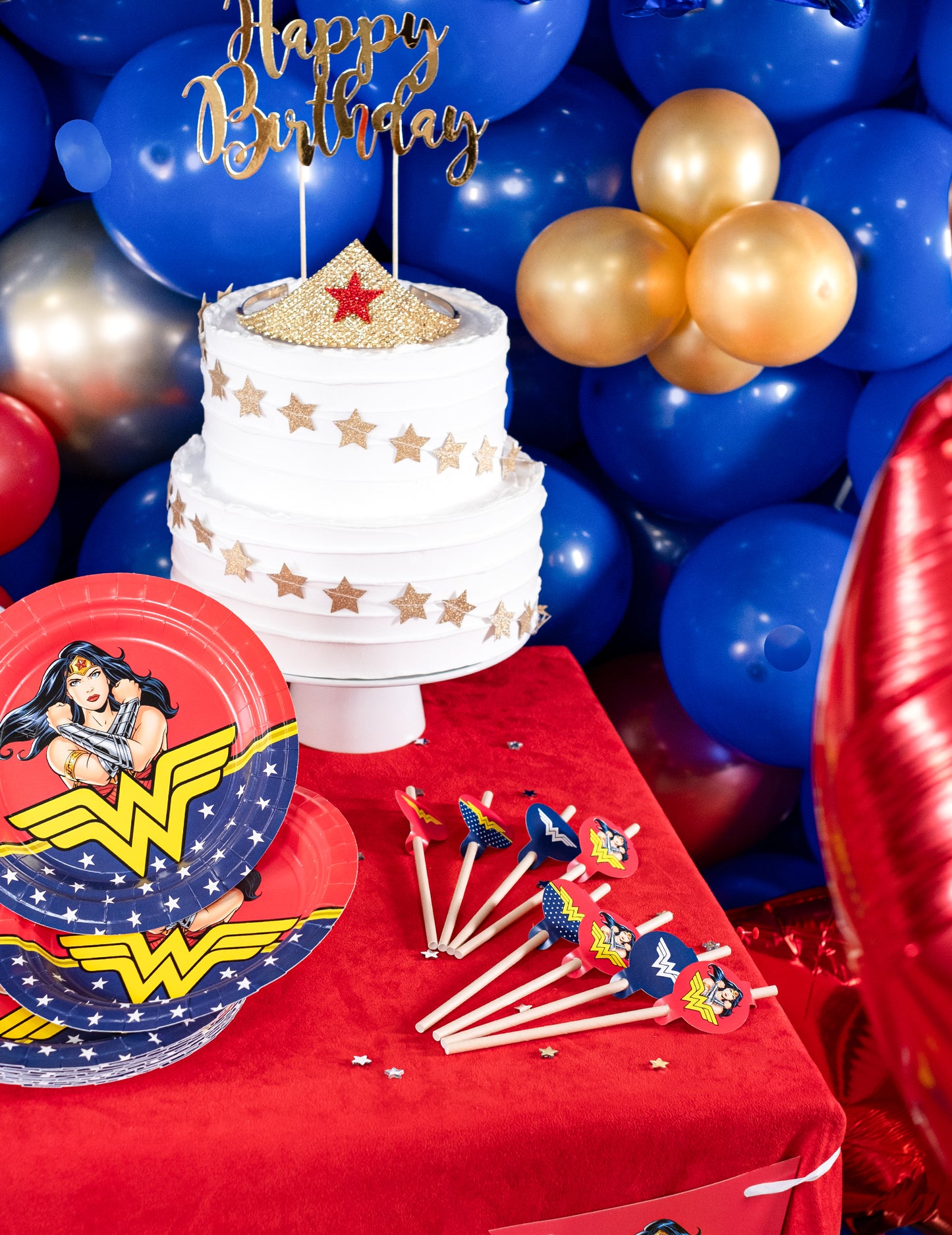 8 paie medalion din carton Wonder Woman™ de 20 cm