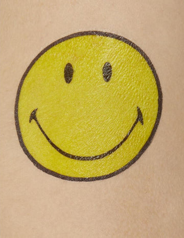 9 tatuaje zâmbitoare multicolore