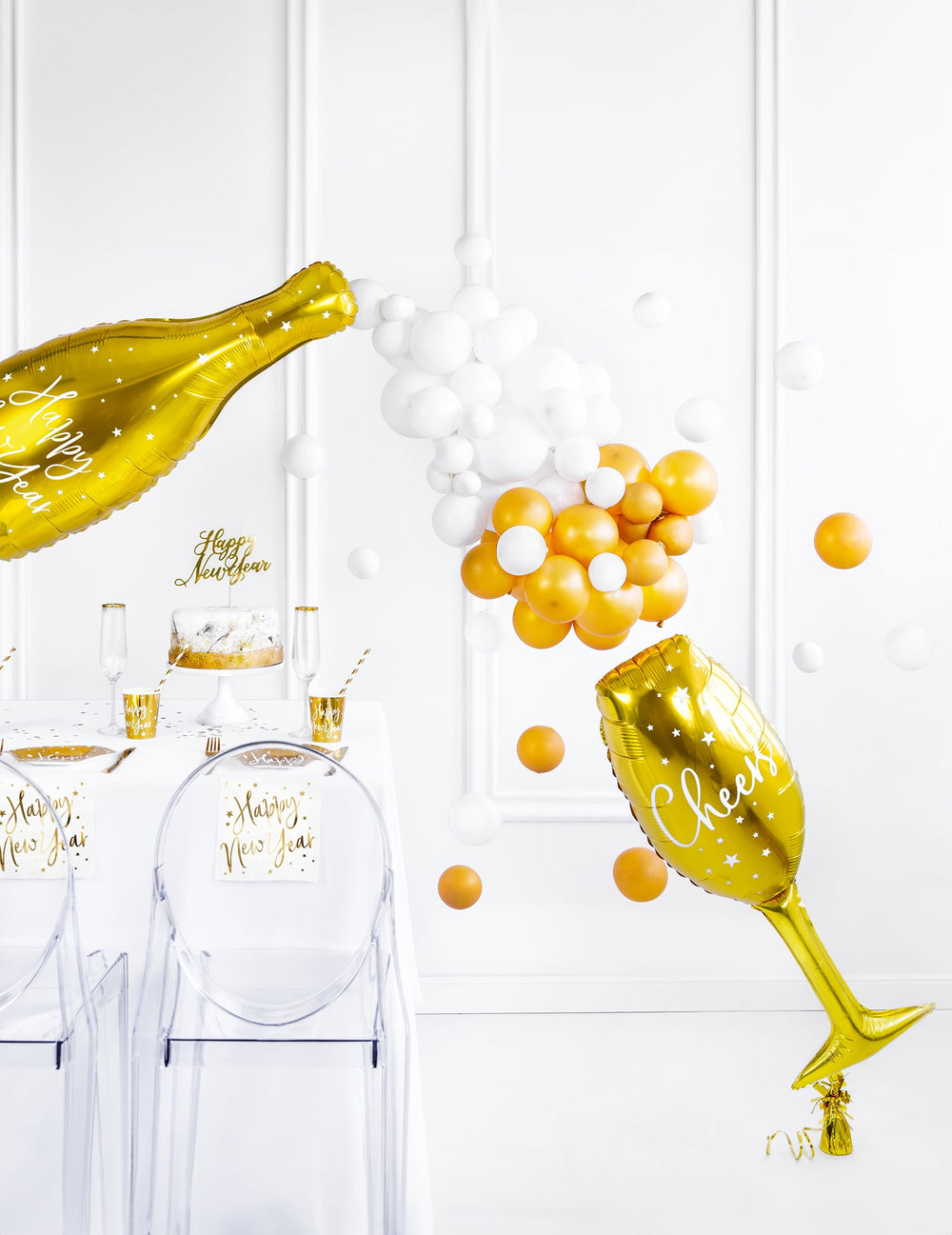 Mise en situation festive du ballon aluminium flûte cheers