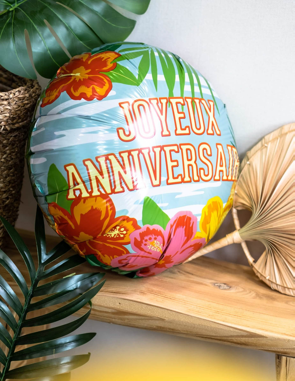 Vedere frontală a balonului din aluminiu Joyeux Anniversaire Paradise