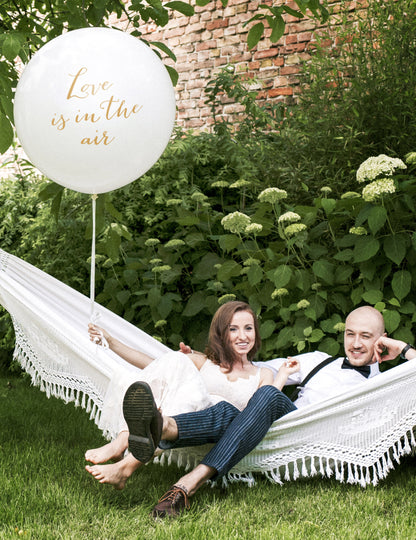 Balon gigant din latex auriu, „Dragostea e în aer”, 1 m, pentru nunți