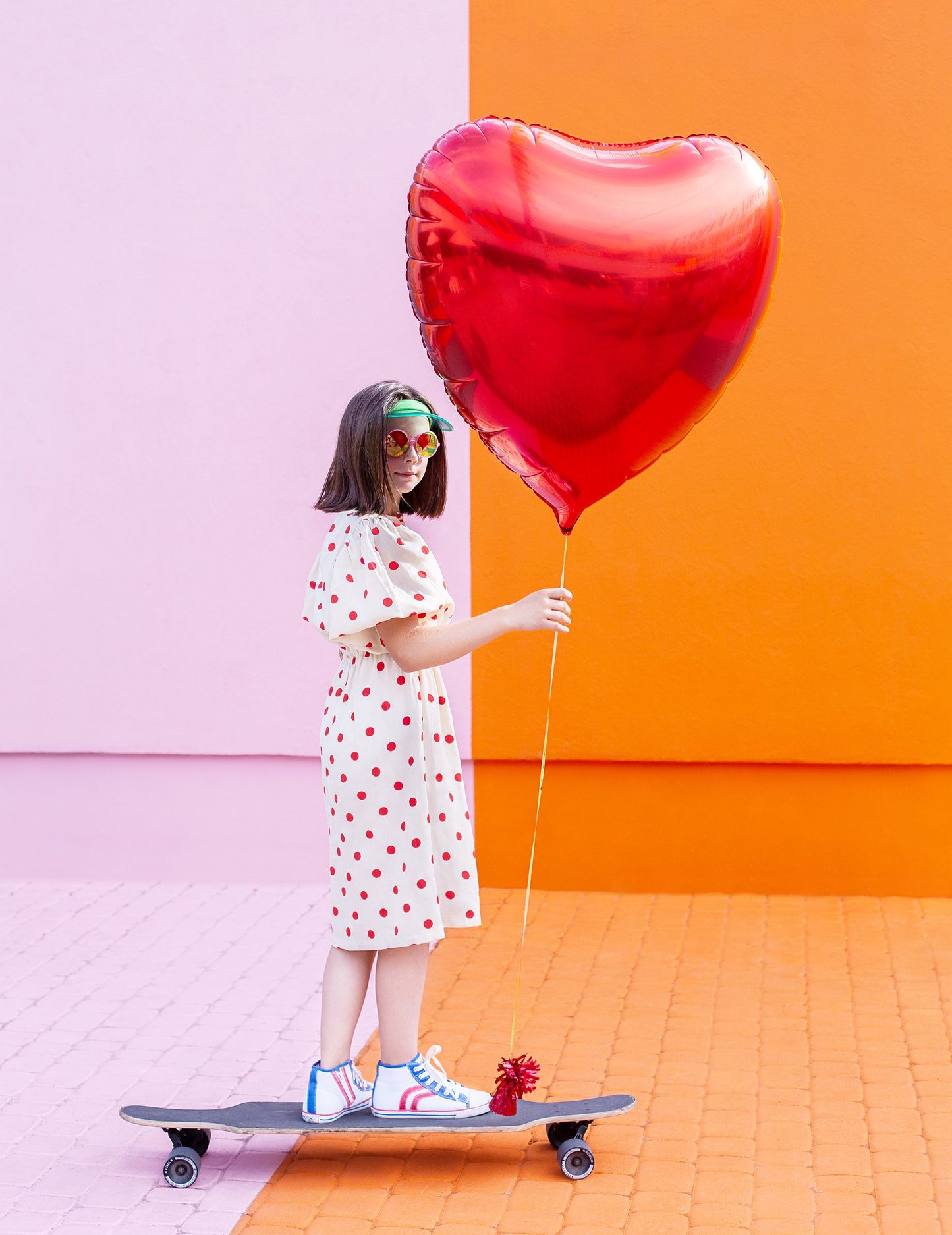 Red Heart Aluminum Ball Giant 73 cm