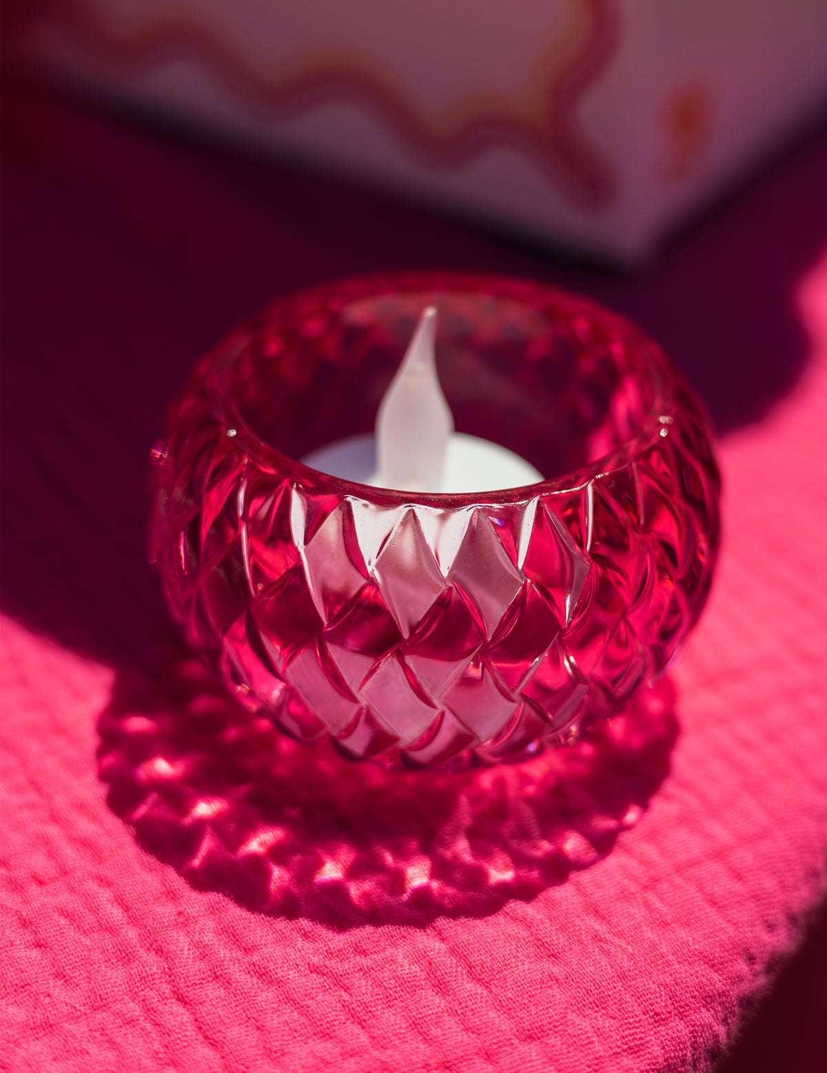 Suport de lumânare din cristal roz 7.5 x 4 cm