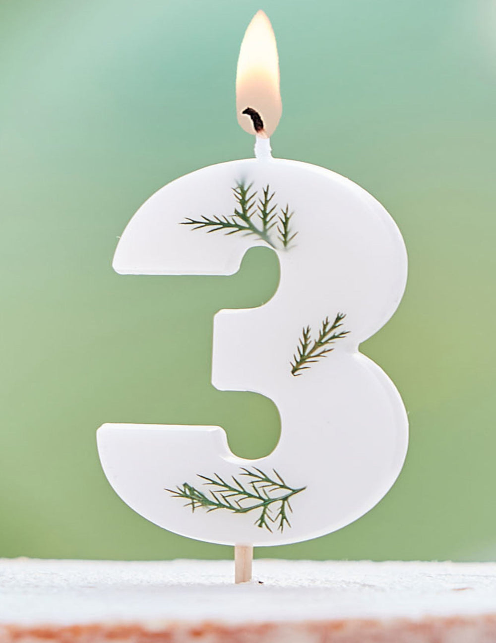 Numéro 3 de la bougie chiffre feuilles naturelles pour anniversaire