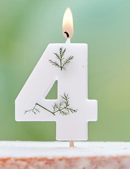 Numéro 4 de la bougie chiffre feuilles naturelles pour anniversaire