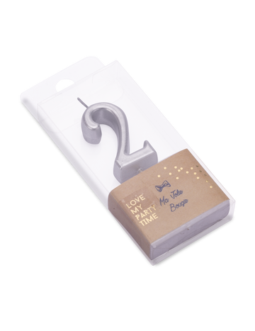 Lumânare de ziua de naștere cu numărul 2 metalic argintiu 4.3 cm pe o știucă