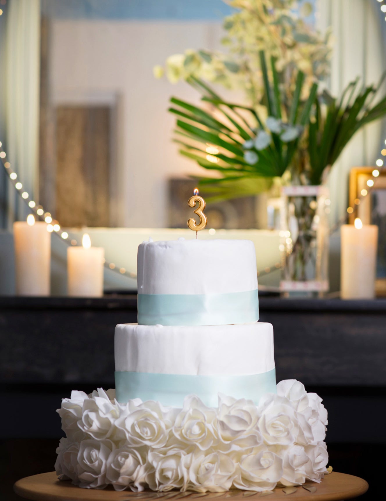 Lumânare de ziua de naștere cu numărul 3, auriu metalic, 4.3 cm pentru tort