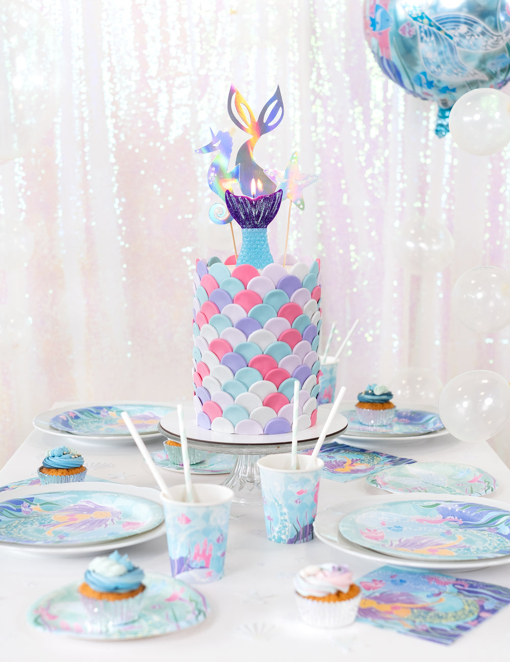 Vue d'ensemble de la table de fête de la bougie queue de sirène rêves de sirène