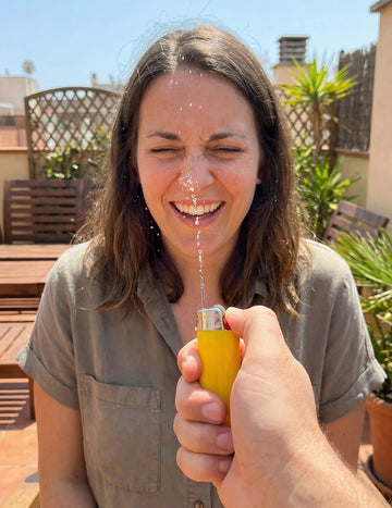 Brichetă cu jet de apă - farse și glume 