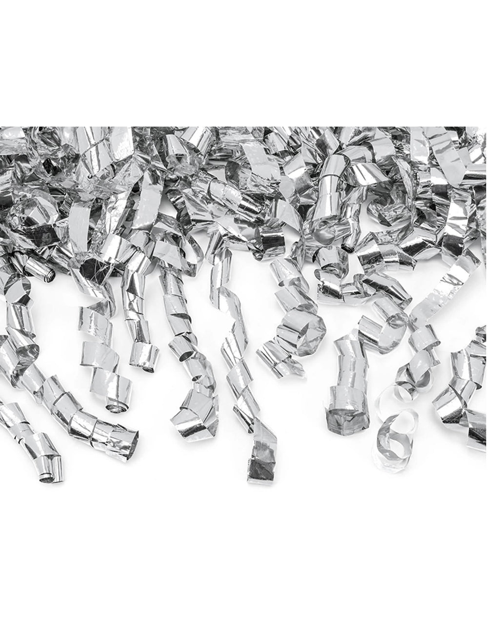 Detaliu al serpentinelor argintii ale tunului cu confetti serpentine pentru petrecere