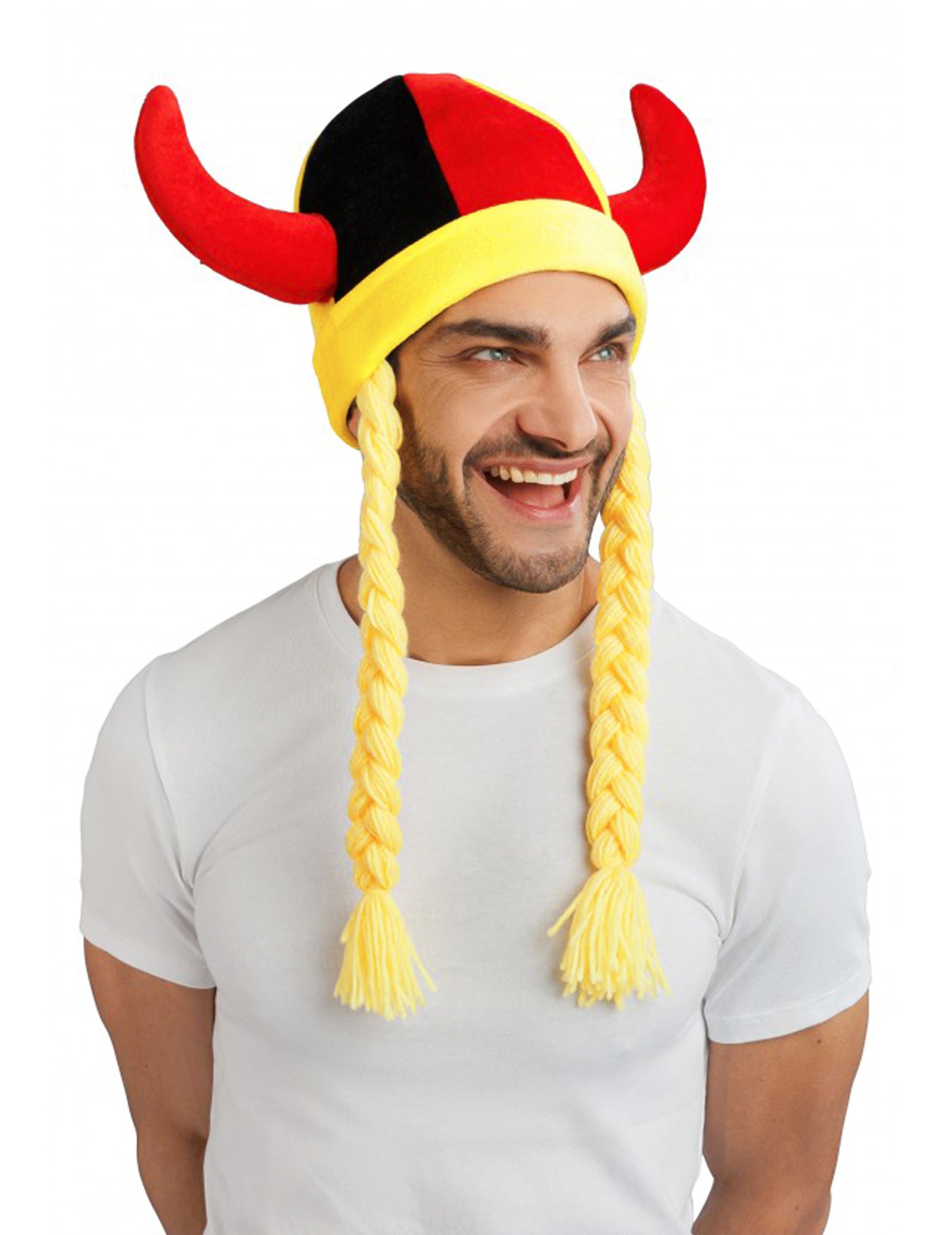Cască din material textil cu coarne și cozi împletite suporter Germania