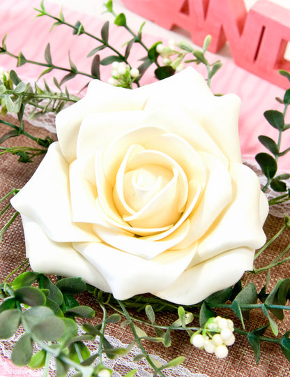 Centru de masă roz și frunze de fildeș de 18 cm