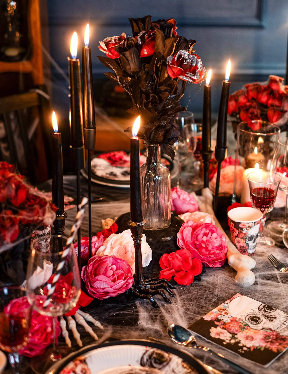 Piesa centrală pentru masa de halloween cu candelabru din rășină în formă de schelet negru