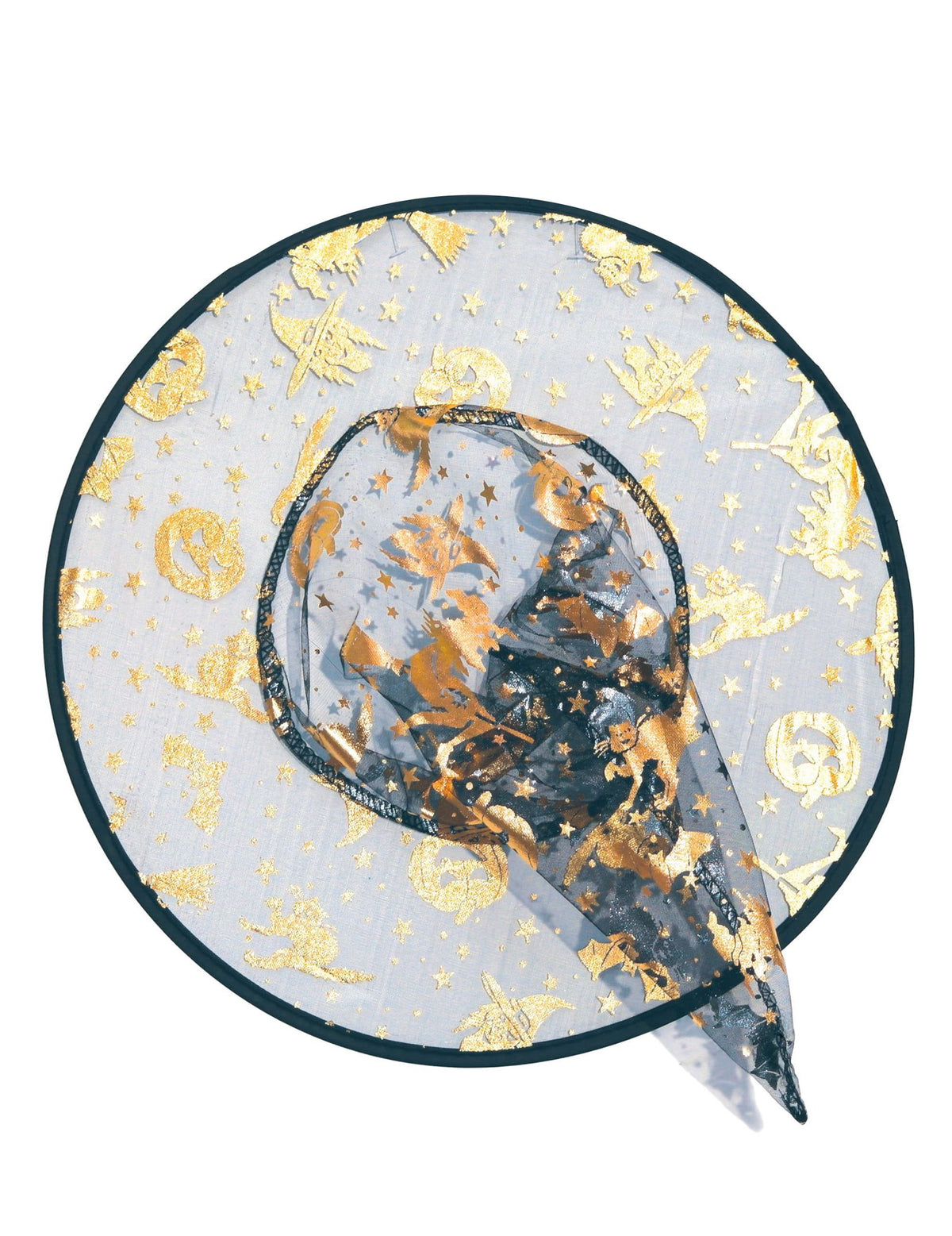 Vue de dessus montrant les motifs dorés du chapeau de sorcière araignée