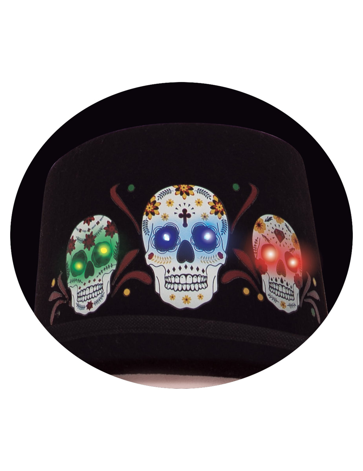Gros plan sur les têtes de mort lumineuses du chapeau lumineux Dia de los muertos