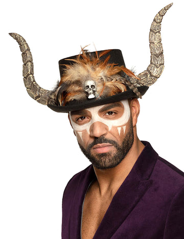 Pălărie voodoo cu coarne și pene pentru adulți