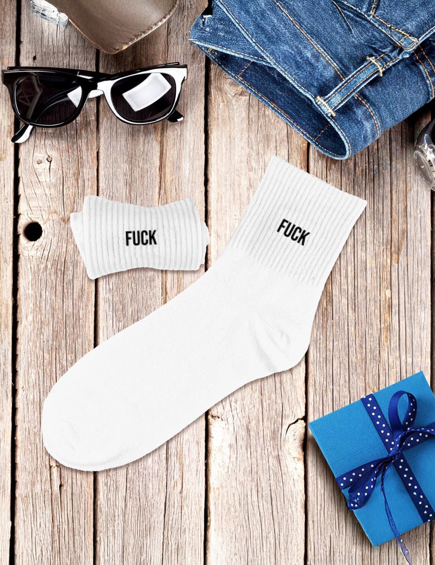 Șosete albe, la dracu' cu bărbatul