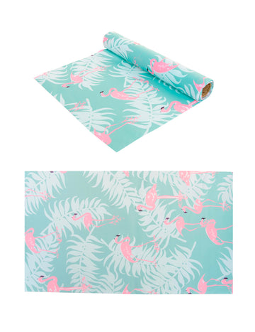 Traversă de masă din material textil albastru pastel cu flamingi roz 28 cm x 5 m decor tropical