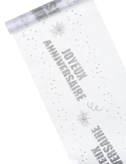 Cornișă de masă din organza argintie strălucitoare cu mesajul „La mulți ani” 29 cm x 5 m