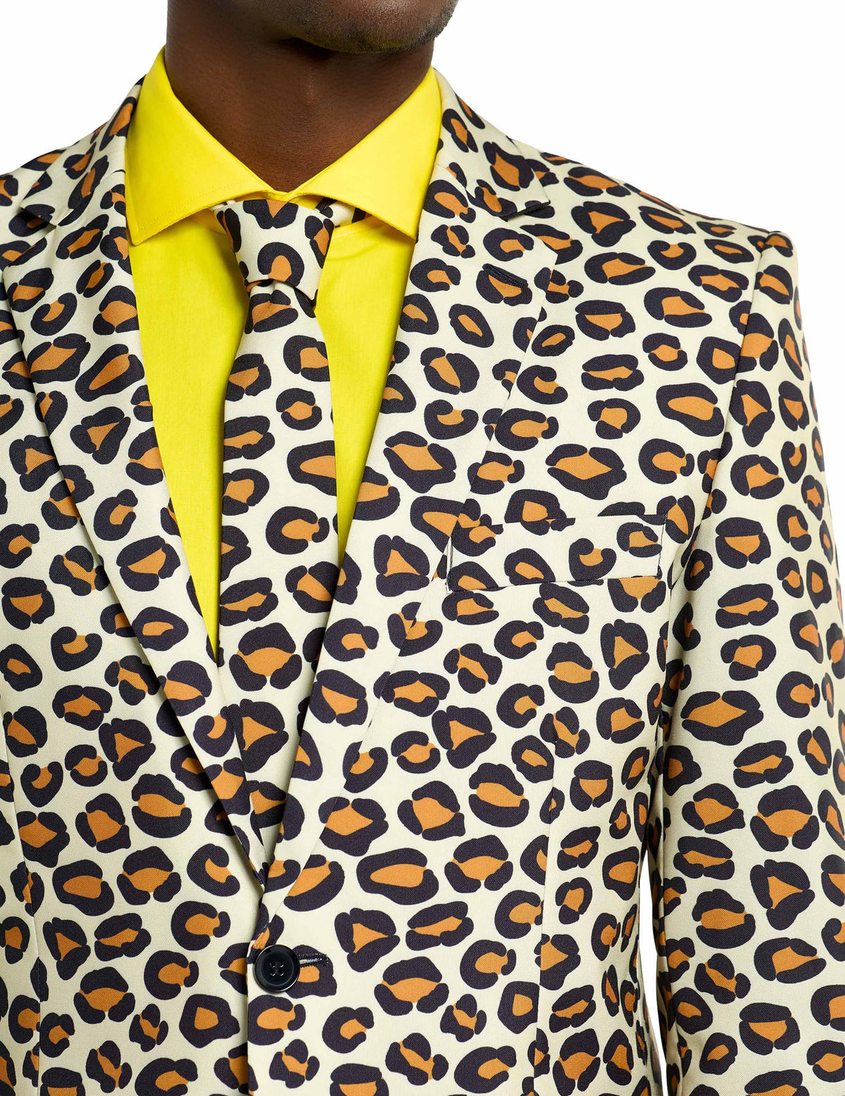 Gros plan sur la veste et la cravate du Costume Mr. Jaguar