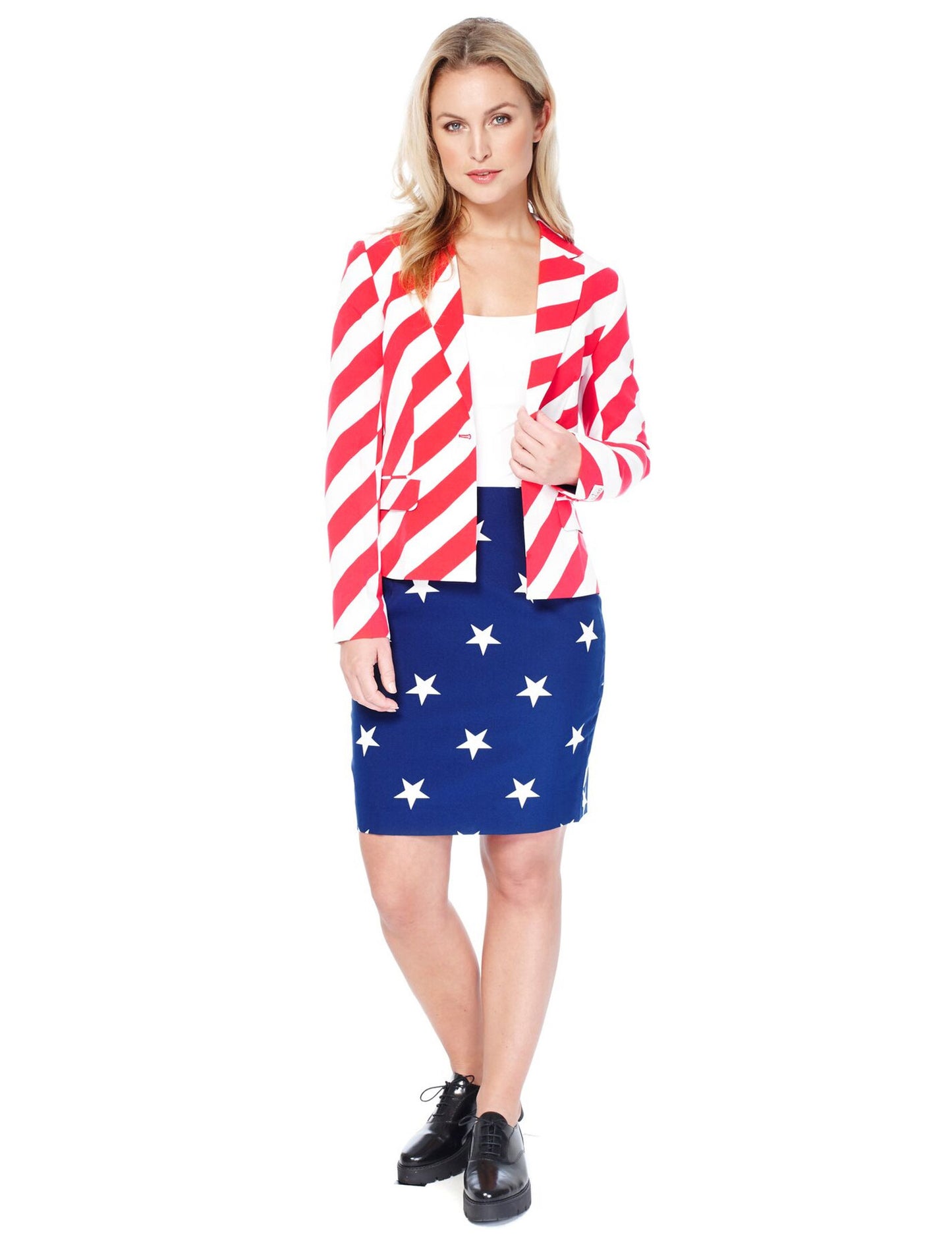 Costum doamna. America femeie opusă