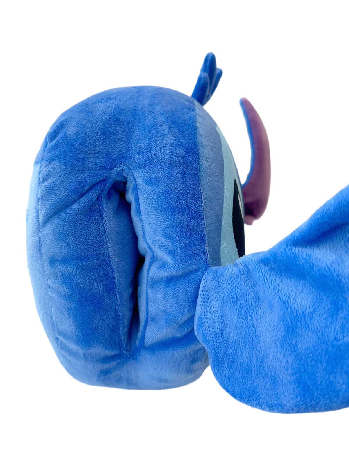 Vue de profil du coussin cocooning en forme de tête Stitch Lilo & Stitch