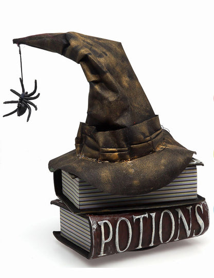Vue de profil de la décoration animée livres hantés de sorcière