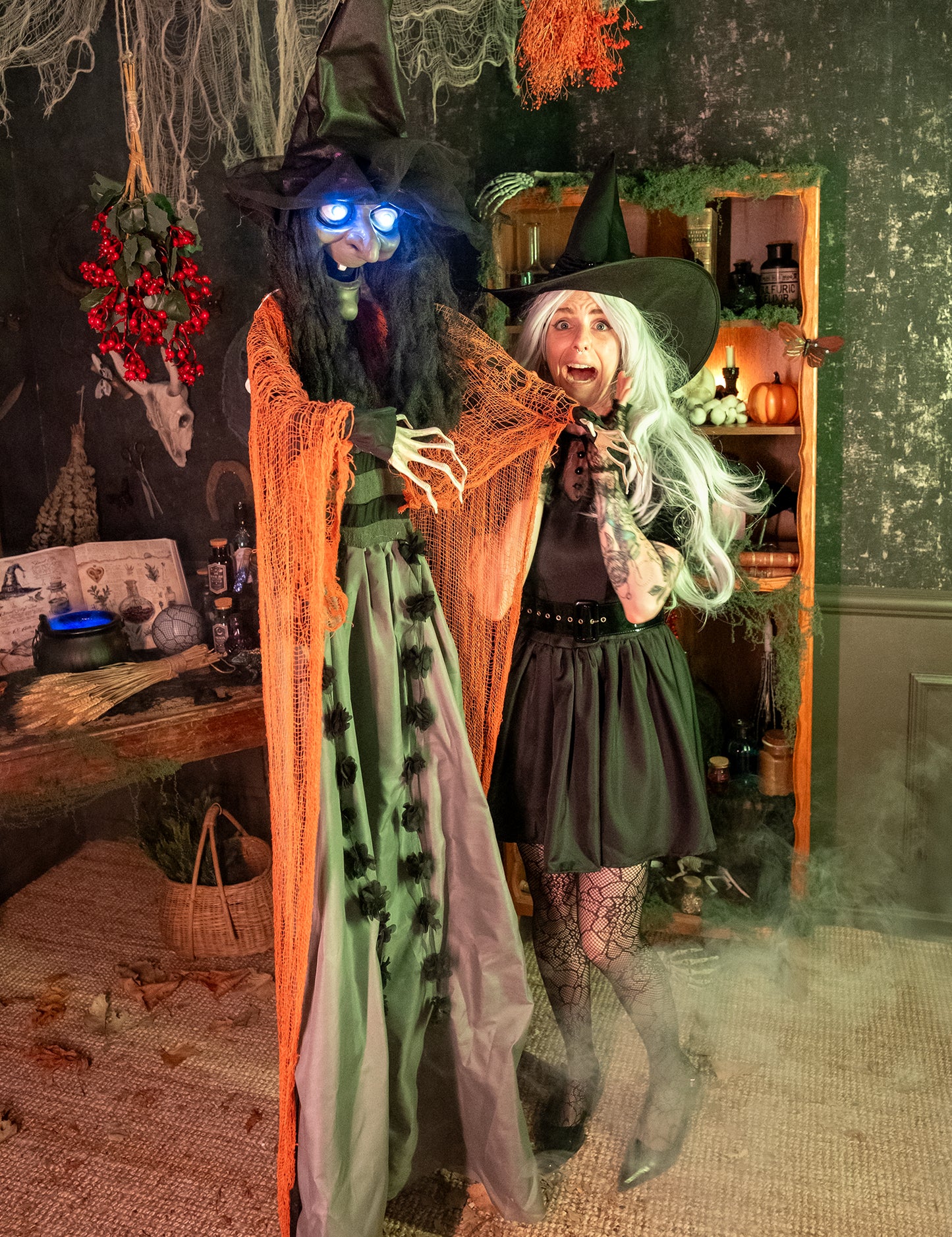 Decorațiune de vrăjitoare suspendată, animată, cu sunet și lumină 183 cm