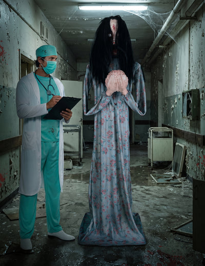 Decorațiune animată zombie mâncător de creiere 200 cm