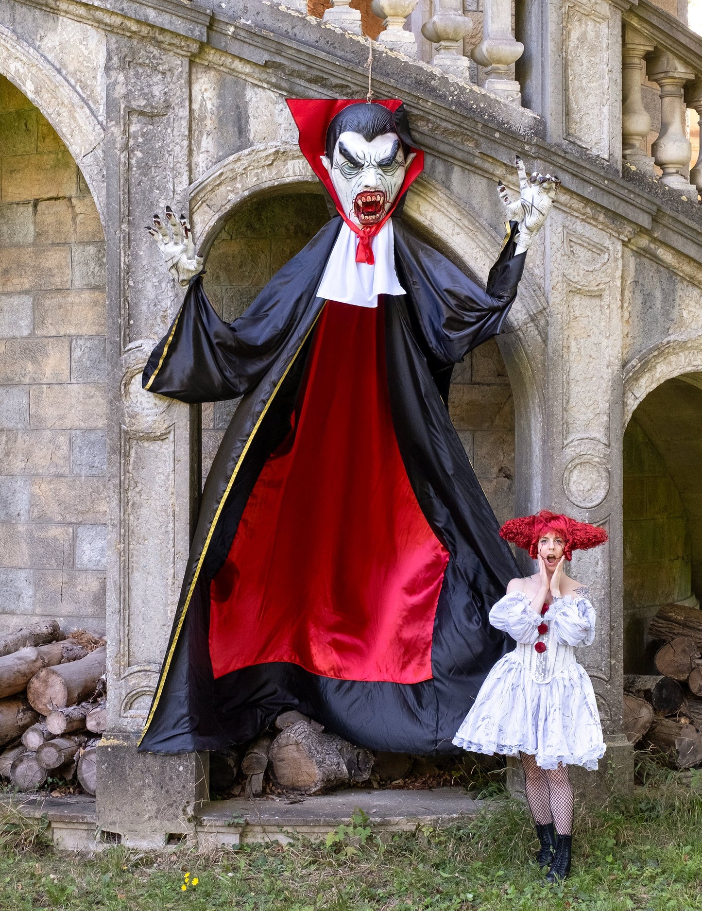 Halloween Decorația Halloween VAMPIRE 320 cm