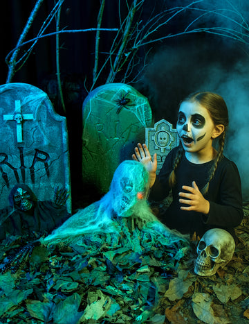 Decorare de zombie animată de Halloween