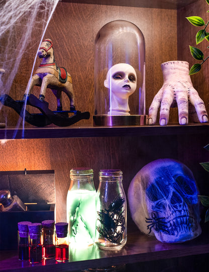 Decorații de păpuși cadaveroase