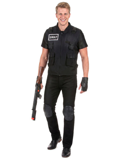 Swat agent de sex masculin deghizat