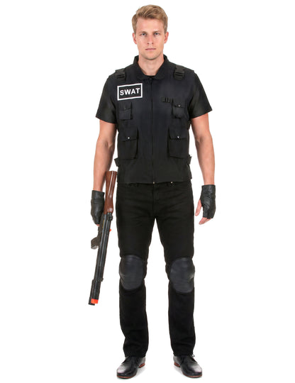 Swat agent de sex masculin deghizat