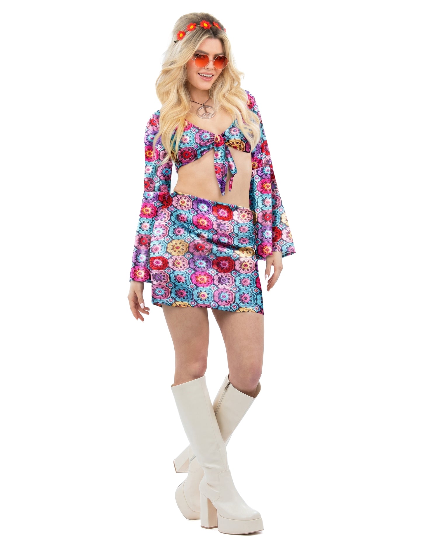 Costum anii 60 efect croșetat pentru femei