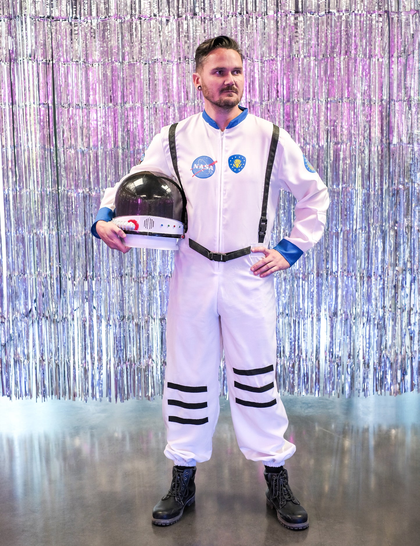 Deghizarea astronautului bărbaților