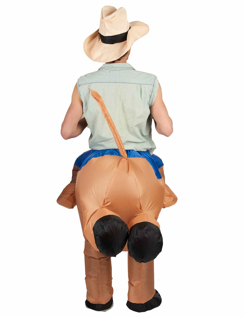 Vedere din spate a costumului cară-mă de campion de rodeo