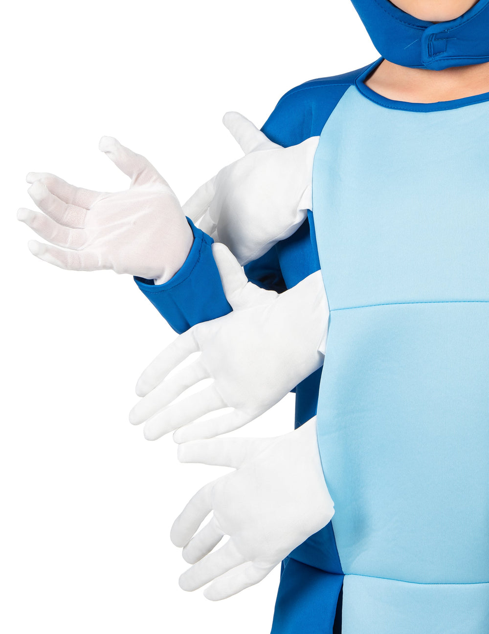 Détail des multiples mains blanches du déguisement de chenille pour enfant