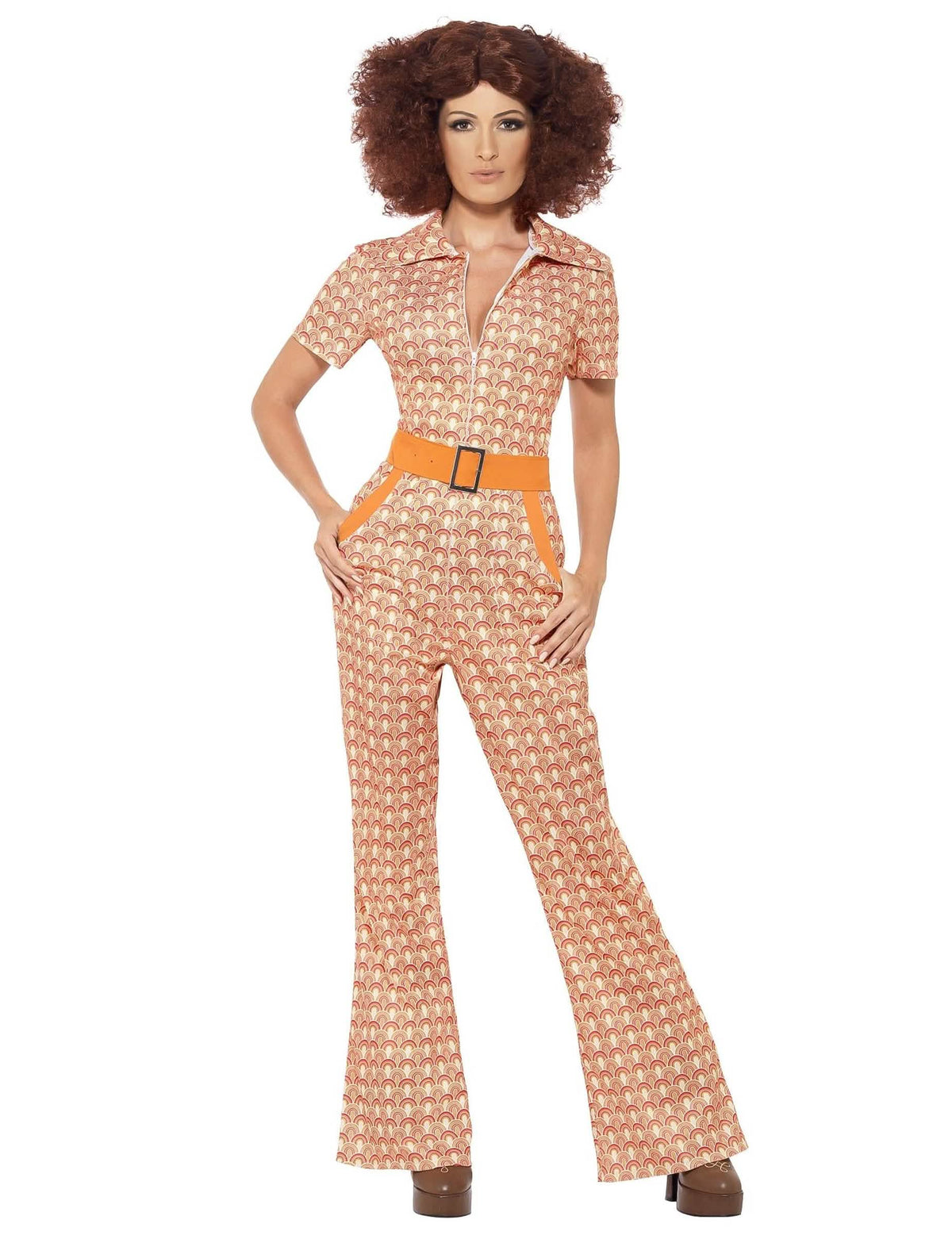 Vedere frontală a costumului chic din anii '70
