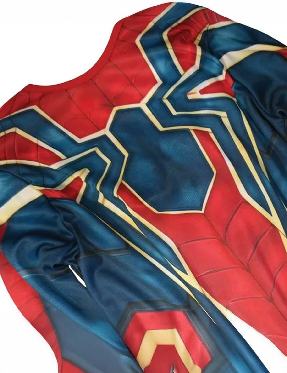 Detaliu al emblemei păianjen a costumului clasic Iron Spider Infinity War™