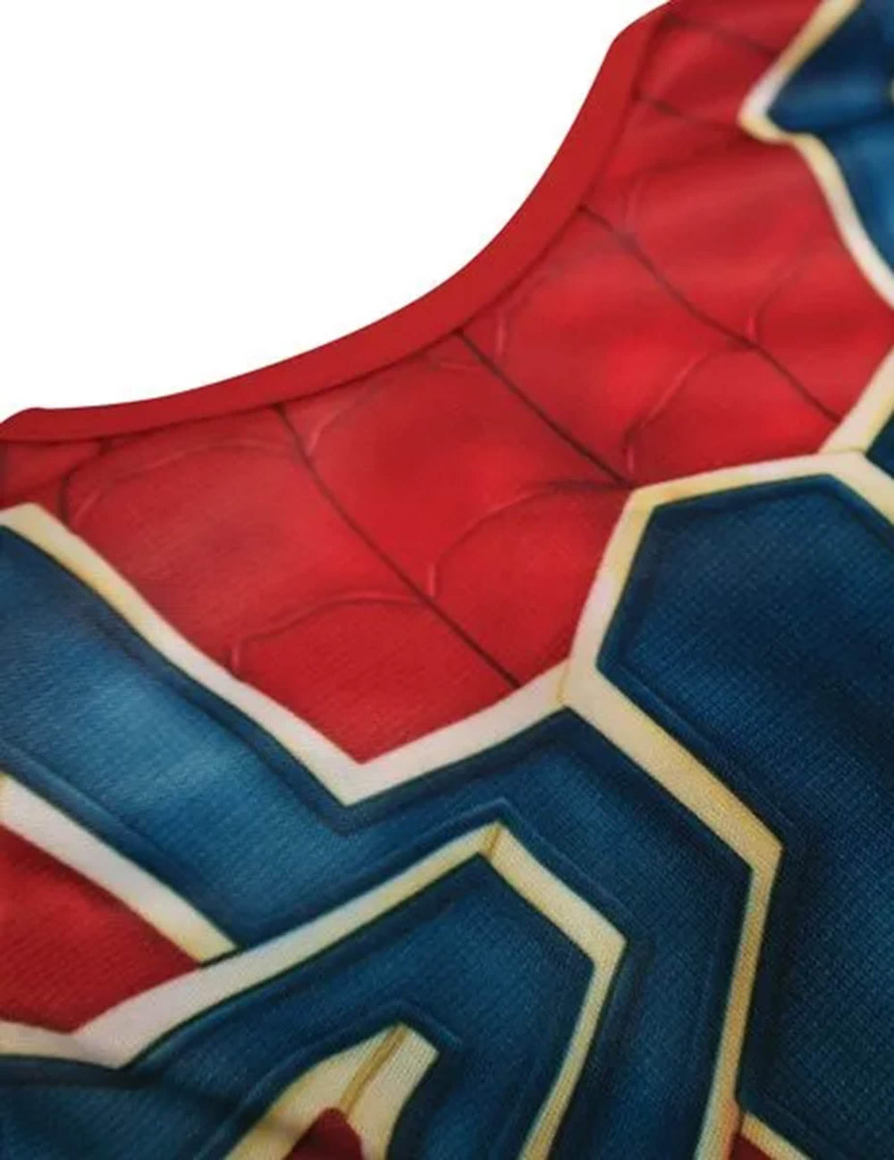 Detaliu al decolteului costumului clasic Iron Spider Infinity War™