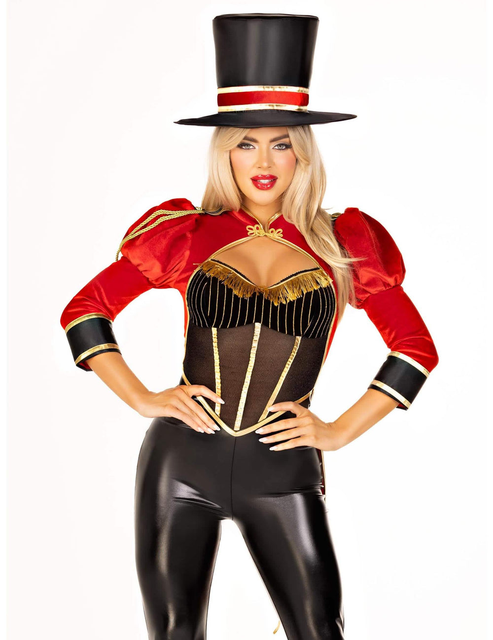 Gros plan sur le buste et le chapeau du déguisement combinaison Madame Loyal sexy