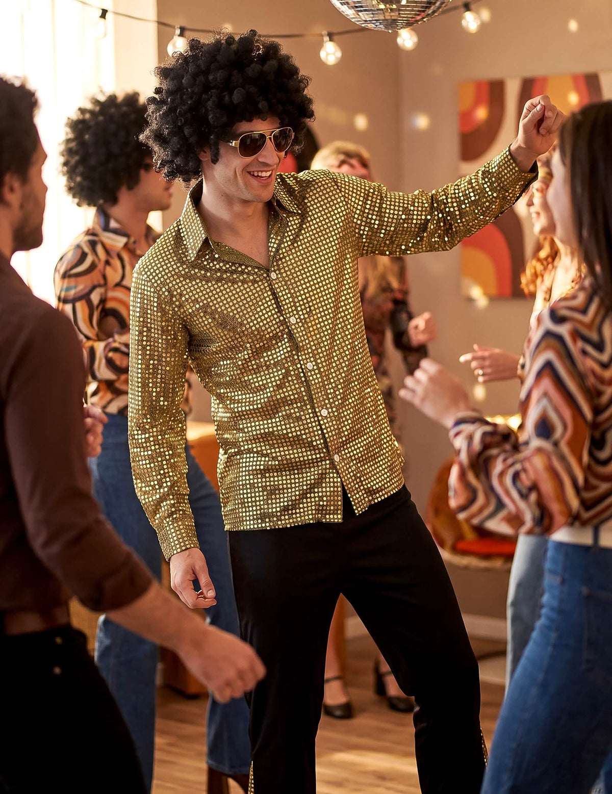 Deghizarea discotecii de aur pentru bărbați