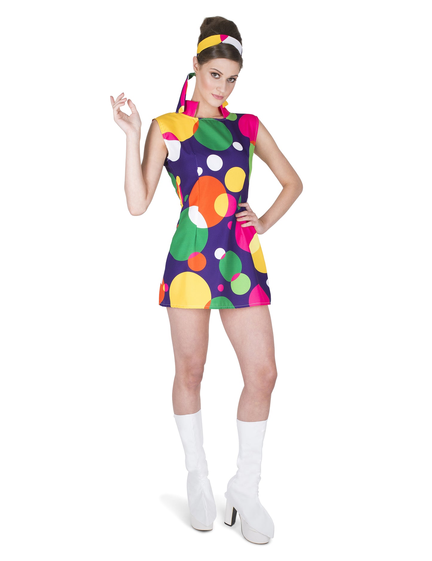 Costumul femeilor disco -pop