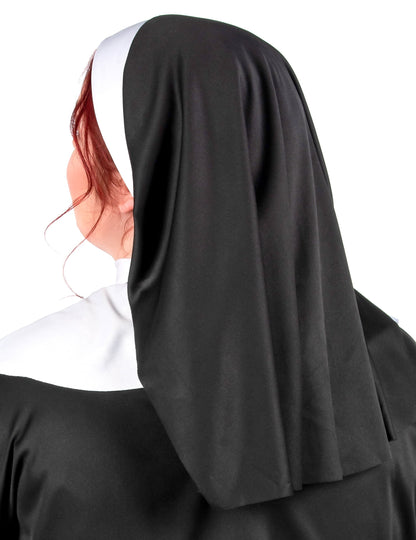 Costum de dimensiuni mari, sora bună