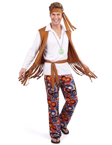 Hippie maro și om alb deghizează