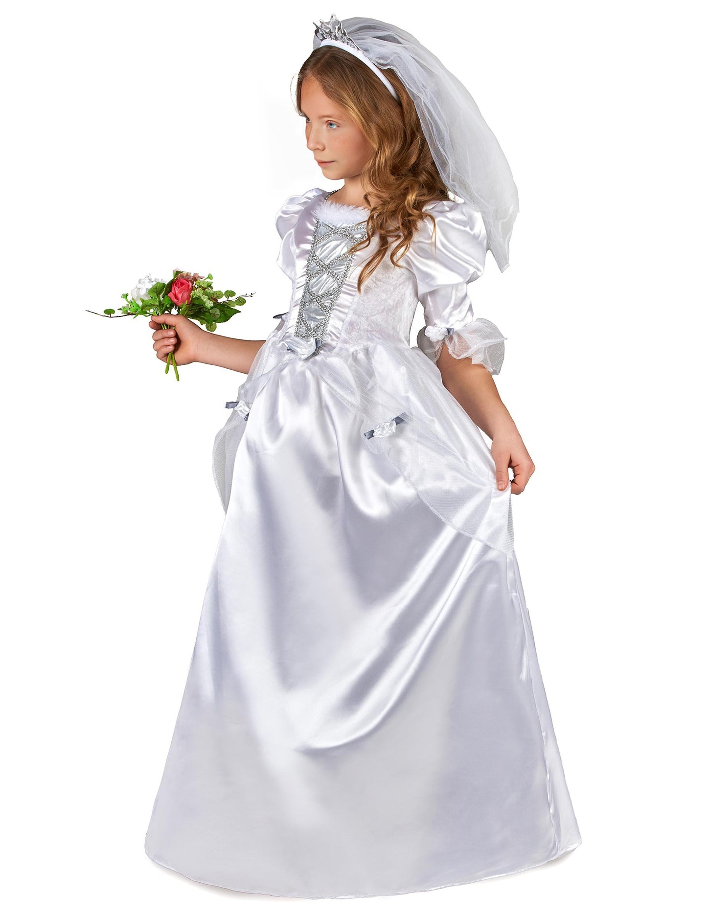 Costum de fată căsătorit cu Sail
