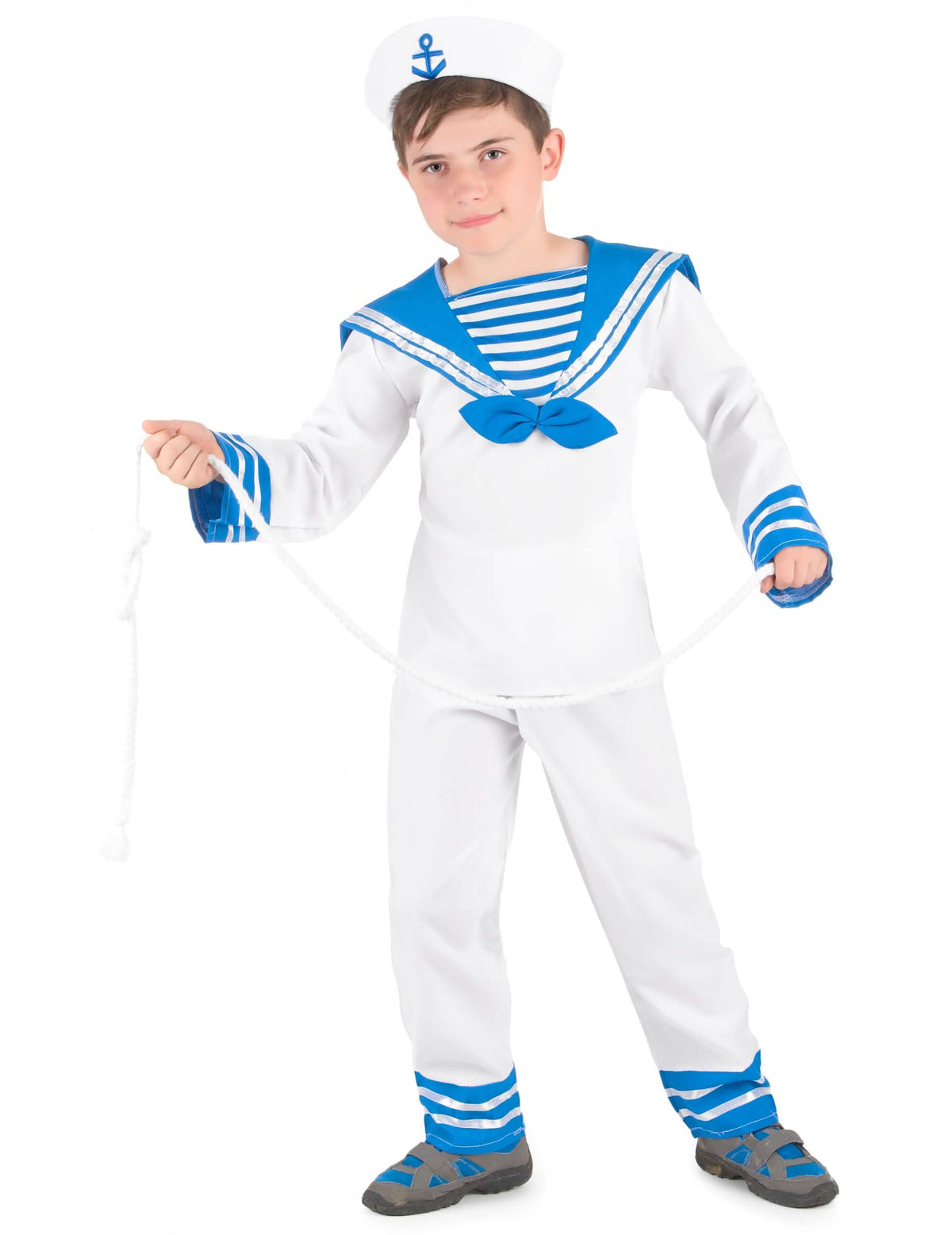 Vedere de ansamblu cu sfoară a costumului de marinar pentru băiat